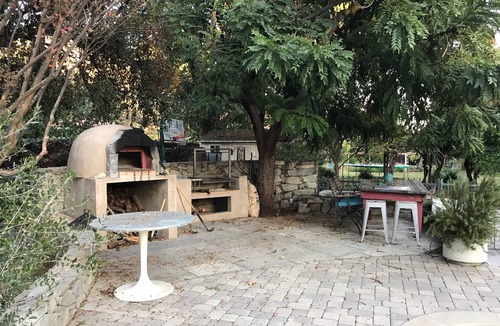 Altadena House | Family Friendly Sanctuary Near Mountains and Pasadena Attractions, Pool, Yard