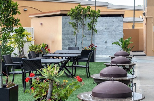 Anaheim Resort House | Family-Friendly Stay Near Disneyland, Knott’s Berry Farm & Honda Center