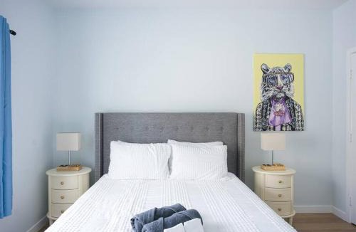 Fullerton Apartment | Family Renovated Home, Netflix, AC, WD, Putt Putt