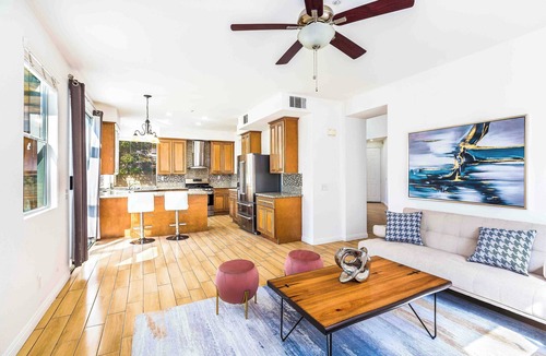 Fontana House | Family Retreat Near 15 Fwy｜Large Yard｜Pet-Friendly｜Flexible Stays Avail. #41402