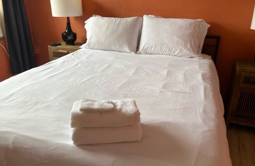 Westlake Apartment | Fancy Studio for 2 in DTLA!