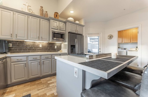 Hermosa Beach House | Fantastic townhome in Hermosa two blocks from the beach!