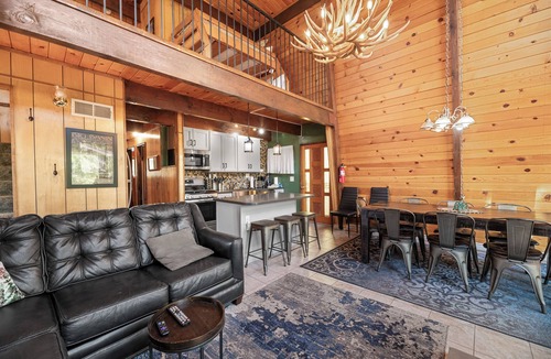 Fawnskin House | Fawnskin Family Cabin - North Shore, Foosball, Fireplace. Deck