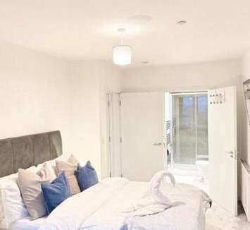 Gascoigne Apartment | Fifi
