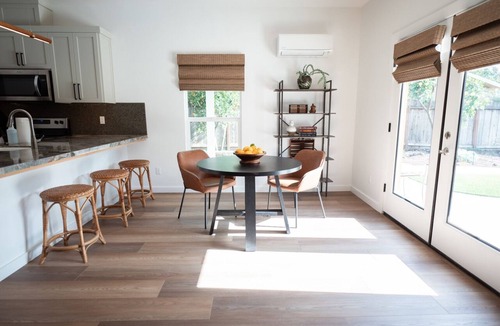 Fig Garden Apartment | Fig StudionStudio apartment walking distance from Fig Garden Village.