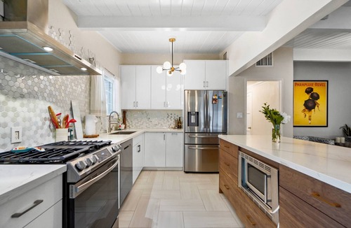 Valley Glen House | Final Day Fall for This Sale - 25% Off Promo Ends 10/30