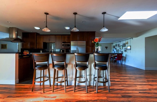 North Clairemont House | Fire Pit, Poker & Golf, Mins 2 La Jolla, PB, MB