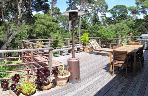 Jack's Peak House | Five Acre Retreat, Great Location!