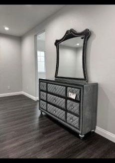Bloomington Apartment | FIVE STAR- Your Home Away From Home