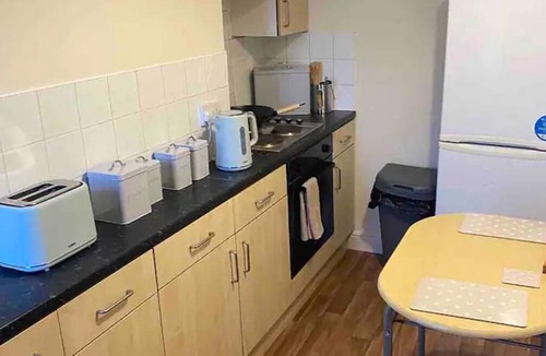 Sneinton Apartment | Flat 3, 52 Sneinton Hermitage Nottingham NG2 4BS