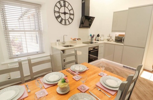 Carnforth Apartment | Flat 3, Carnforth - Cozy Retreat