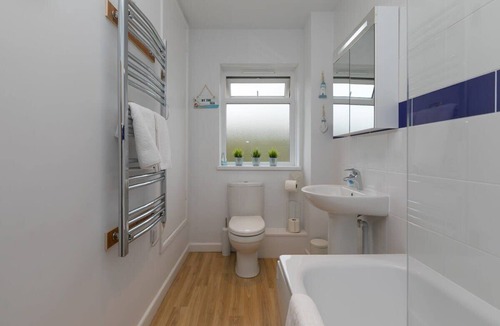 Gwithian Apartment | Flat Nestled in Sand Dunes on Godrevy Beach