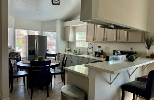 Southridge Village House | Fontana Cottage Home 3 bedroom