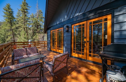 Fawnskin House | Forest Escape - Secluded Feeling, Forest Views, Fireplace, Deck