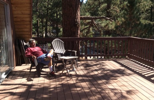 Fawnskin Cabin | Forest getaway in Fawnskin, the quiet side of Big Bear