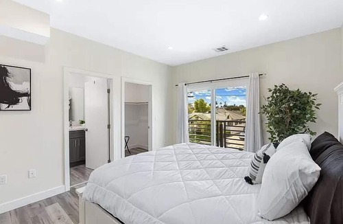 East Hollywood Hostel | Format Stays Coliving