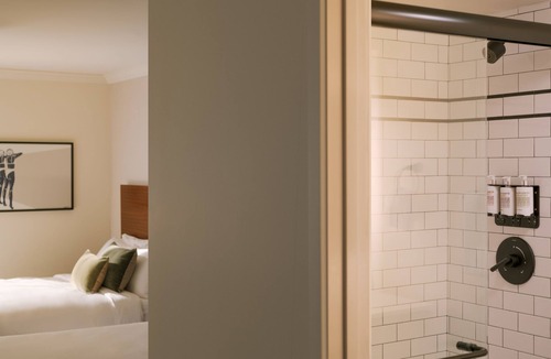 Sawtelle Apartment | Found Santa Monica powered by Sonder | Double Queen Room