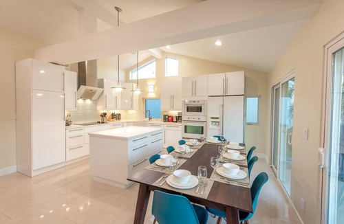 Santa Ana Heights Condo | Four Bedroom Condo One Street From The Sand with AC!