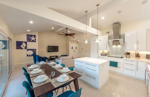 Santa Ana Heights Condo | Four Bedroom Condo One Street From The Sand with AC!
