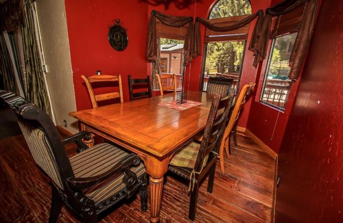 Evergreen Estates House | Four Happy Bears Estate #1277