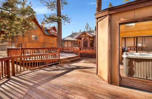Evergreen Estates House | Four Happy Bears Estate - 1277 by Big Bear Vacations