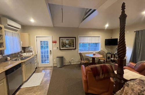 Pauma Valley Apartment | Foxy Roxy - Studio with loft