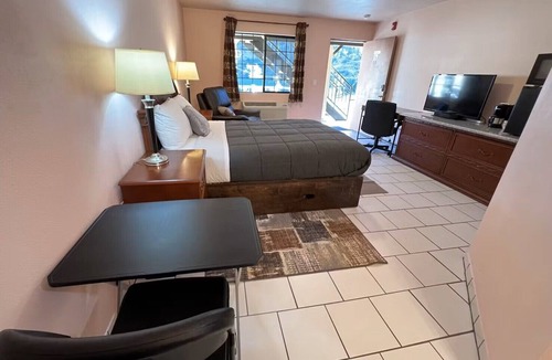 Frazier Park Hotel | Frazier View Motel