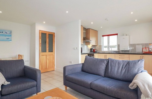 Trebetherick Cottage | FREEFOLK COTTAGE, romantic, character holiday cottage in Polzeath