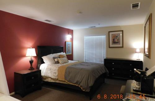 Southwestern Sacramento Hotel | Freeport Wine Country Inn