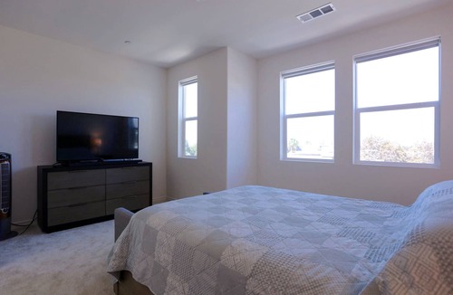 Bonita Condo | Fresh Nest Near 210&10&57 CMC