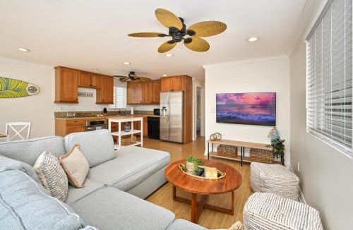 West Newport House | Freshly Renovated Beach House Steps to the Beach