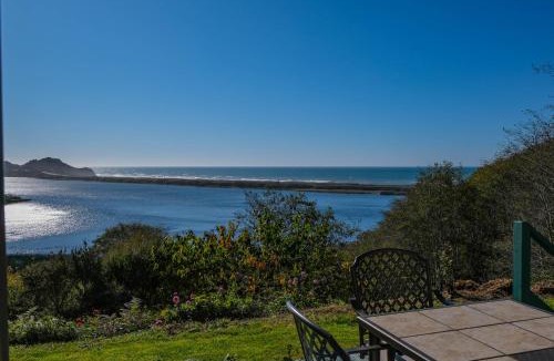 Orick House | Freshwater Lagoon Retreat