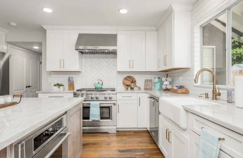 Raisin House | Fresno Home|Family Friendly Loft| 3/2.5 | Garage