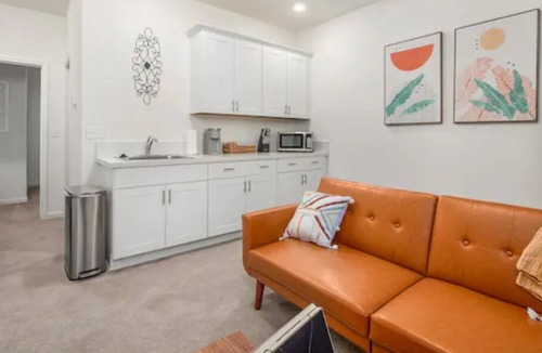 Roosevelt Apartment | Fresno Suite | Kitchenette | 1/1: Long Term Stay!