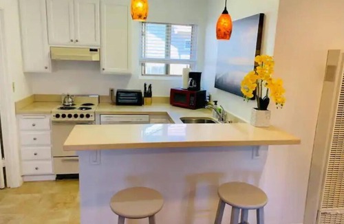 Castro Valley Apartment | Full Kitchen Studio w/AC