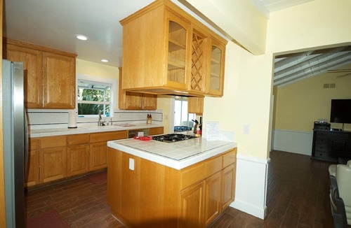 Hermosa Village House | Funtierland + Minnie's House + Walk to Disneyland + Pool + Pet Friendly