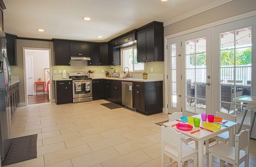 Northwest Anaheim House | Funtierland + Pirate's Lair + Close to Disney + Pool + Game Room + Backyard
