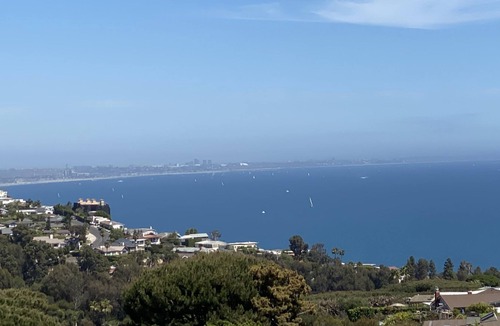 Malibu House | Furnished & Equipped Malibu Luxurious Panoramic Oceanview Vacation Home