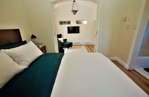 San Clemente House | Garden Cottage Casita