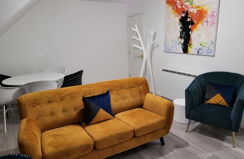 Plumstead Apartment | Garland Modern 2 Bedroom Apartment With Parking London