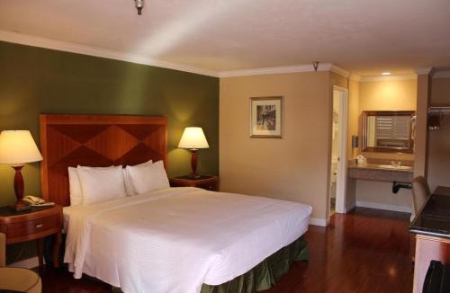 Monterey Park Hotel | Garvey Inn Hotel - Taipei Inn, Monterey Park