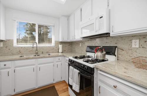Laguna Niguel Condo | ★Gated 2bed/2bath Modern OC Condo★