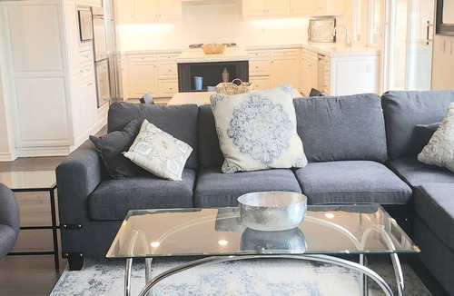 Turtle Ridge House | Gated community Ocean View home on Cul De Sac! Watch Disneyland fireworks!