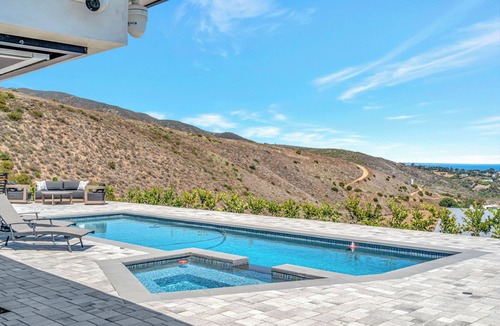 Western Malibu House | Gated Ocean View Horizon Hills Estate with Pool, Spa & Panoramic Roof Deck!