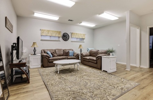 Springville Apartment | Gateway to Sequoia National Park, Golf, Springville