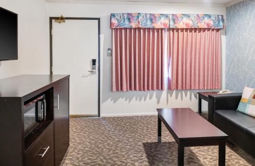 Somerset Hotel | Glendale Hotel