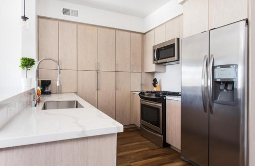 Pacific - Edison Apartment | Glendale Massive Penthouse