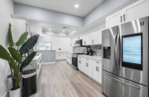 Charter Oak House | Glendora Super House!