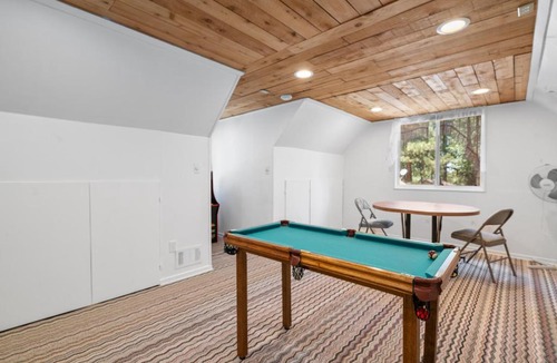 Upper Moonridge Ski Chalet | Gnome Chalet