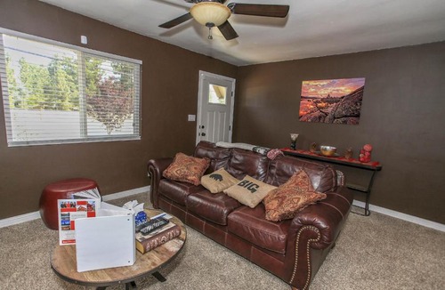 Big Bear City House | Golden Bear